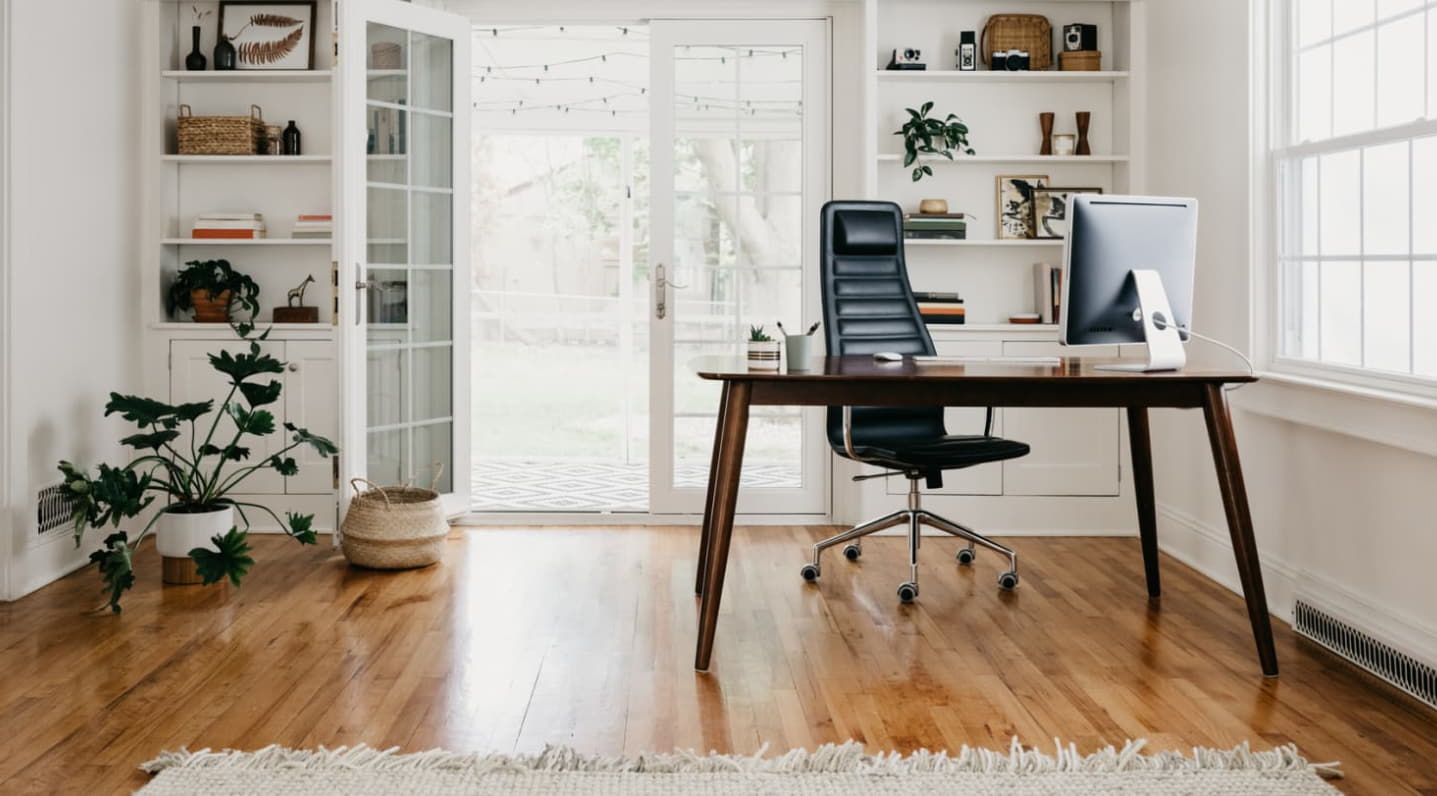 Boost Your Productivity: How to Select the Right Home Office Desk