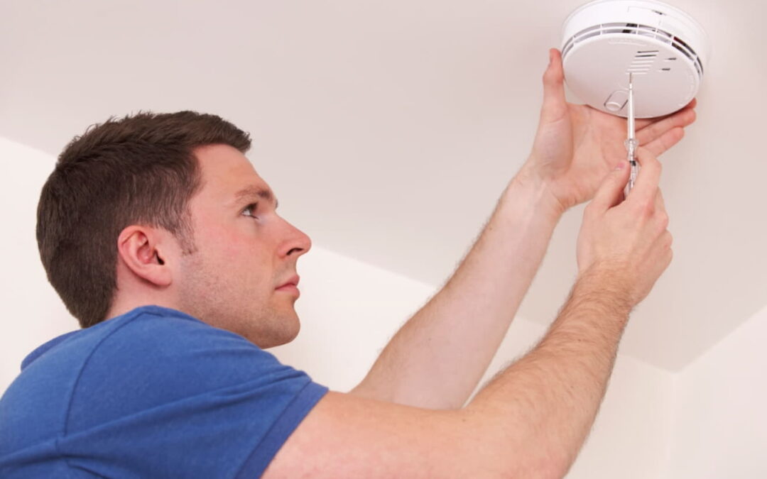 Why You Should Hire Smoke Alarm Installation Services?