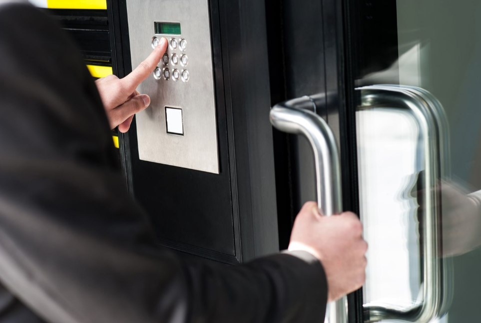 How Access Control Companies Safeguard Your Restaurant Premises?