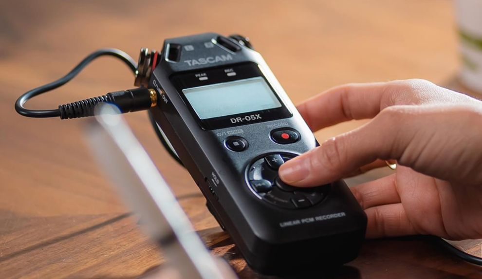A Sound Decision: Choosing the Best Voice Recorder for Your Projects