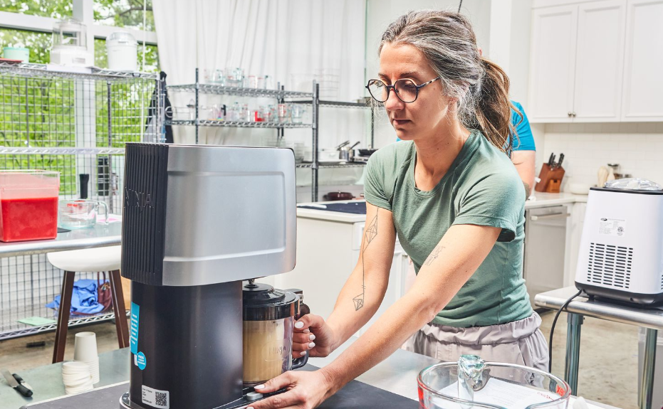 Upgrade Your Kitchen with a Professional Ice Cream Machine for Sale